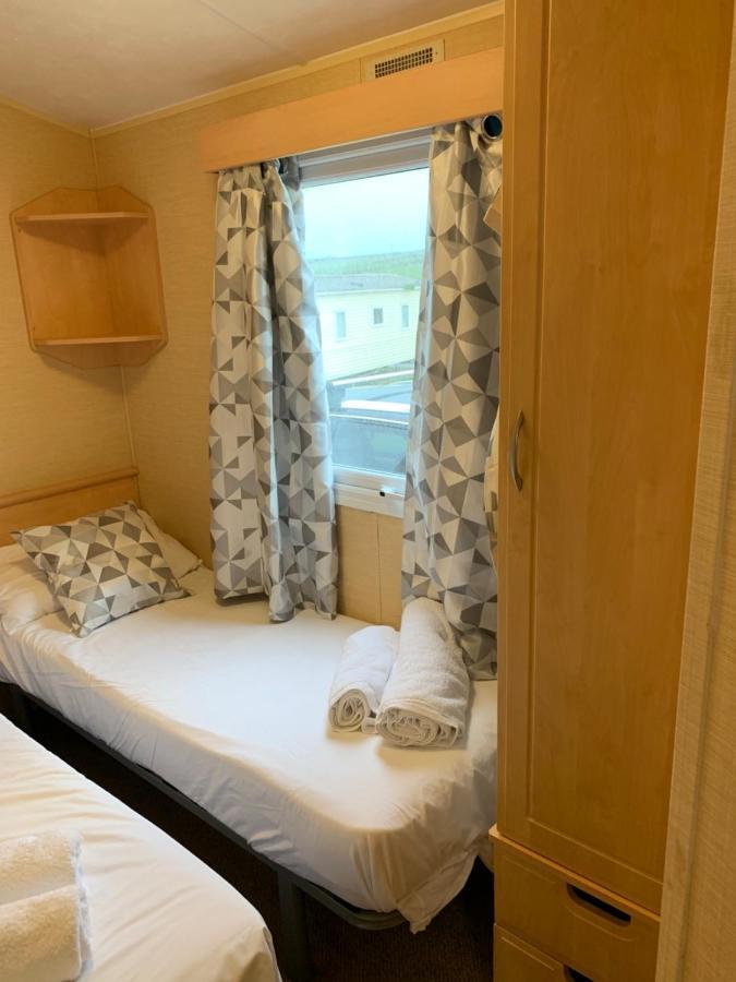 Newquay Bay Porth Caravan Hotel Екстериор снимка