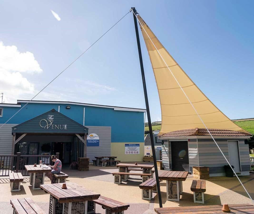 Newquay Bay Porth Caravan Hotel Екстериор снимка